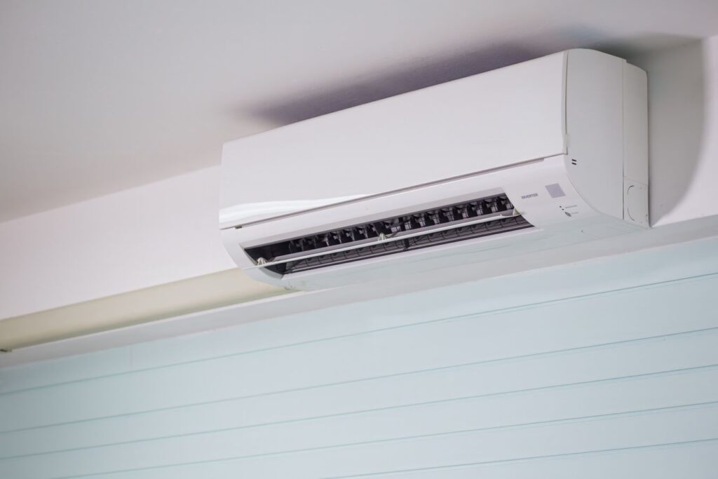 Climatisation réversible : fonctionnement, avantages et prix